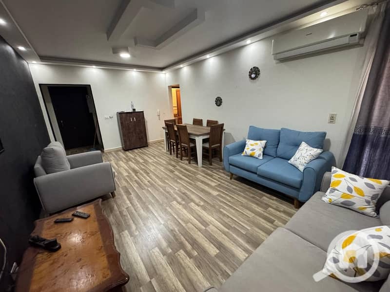 2 cbc49ce6-97b4-4c47-8c49-0e9ab7813d83. jpeg