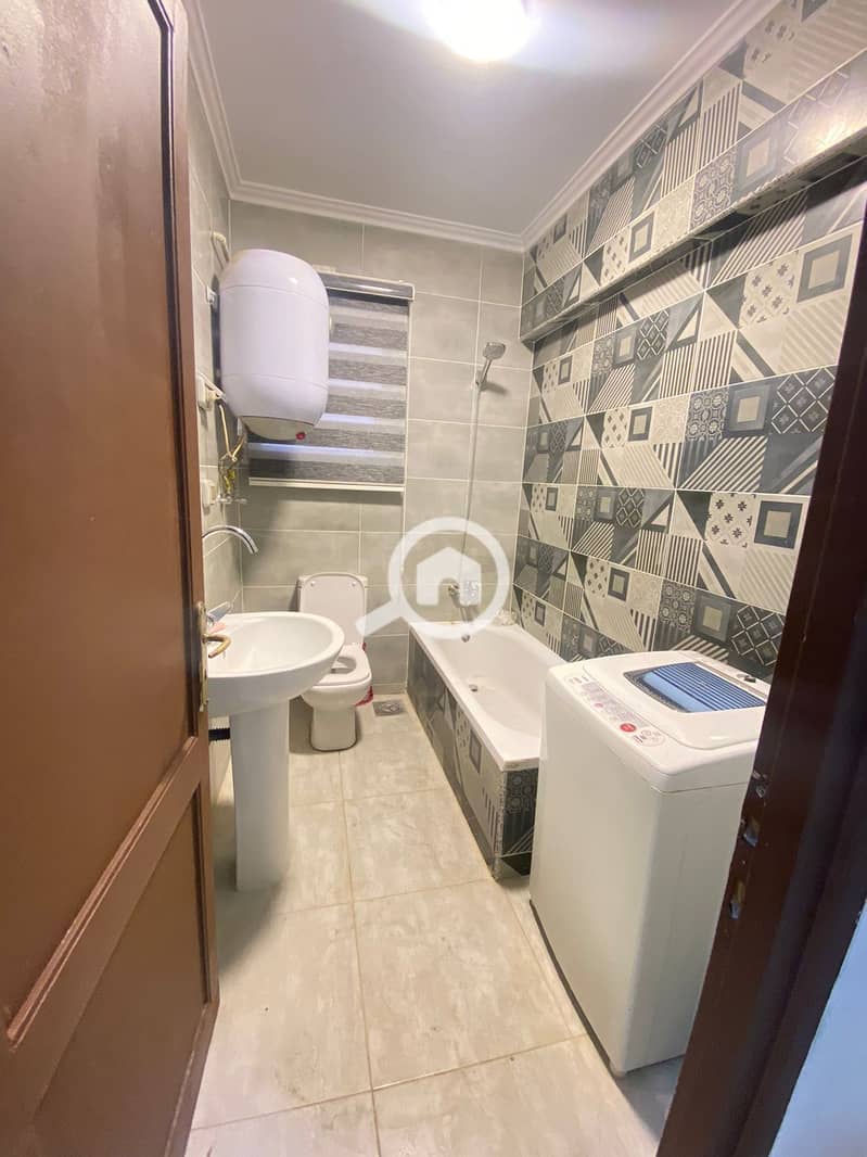 8 abd30e6b-35d4-4273-b581-0d2d0287f33b. jpeg