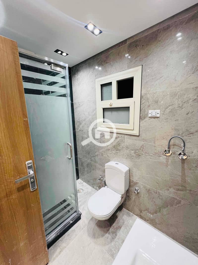 10 ba91bd28-0371-4629-9e3d-c743a7caf18f. jpg