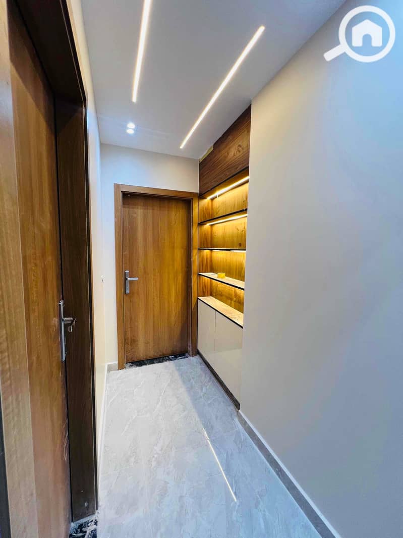 14 d402be8f-75b3-4068-bfa0-b6f51a9c4af4. jpg