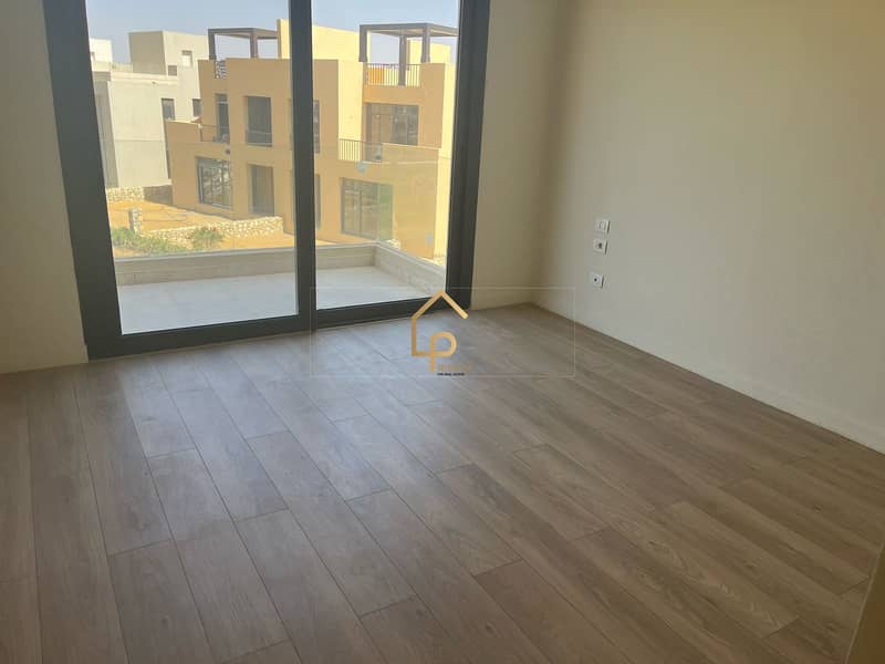 4 WhatsApp Image 2025-11-27 at 3.38. 09 PM (1). jpg