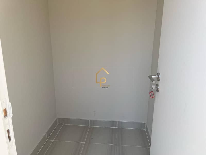 10 WhatsApp Image 2025-11-27 at 3.38. 06 PM (2). jpg