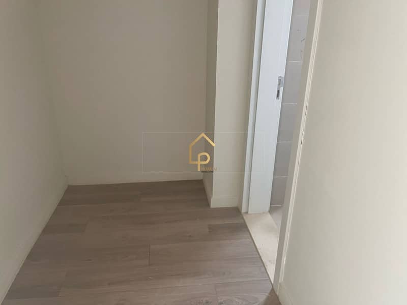 11 WhatsApp Image 2025-11-27 at 3.38. 10 PM. jpg