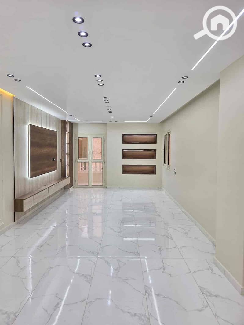 5 050d8868-6db1-49a2-933a-ff16c4ec8a65. jpg