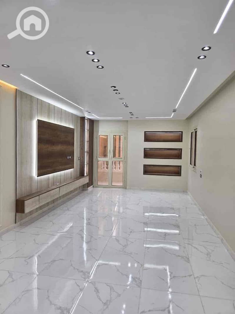 8 fbe614e0-0011-4e4b-9b45-02d83887dfd9. jpg