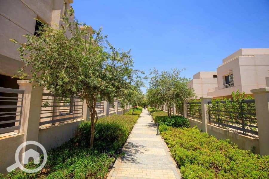 2 354242568c654d20b3028373d1e5c914. jpg