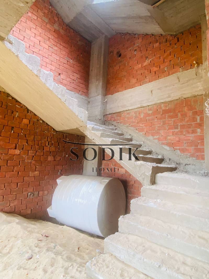 11 WhatsApp Image 2025-12-15 at 10.36. 27 AM (2). jpeg