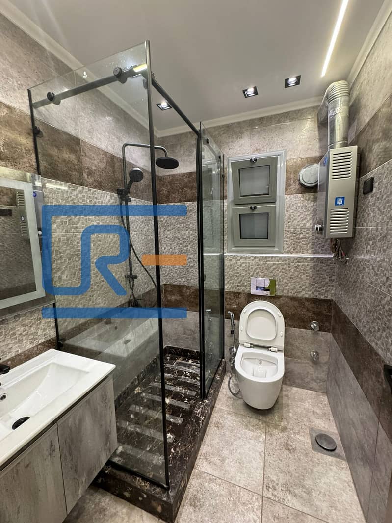 4 WhatsApp Image 2025-12-14 at 1.16. 47 PM (2). jpeg