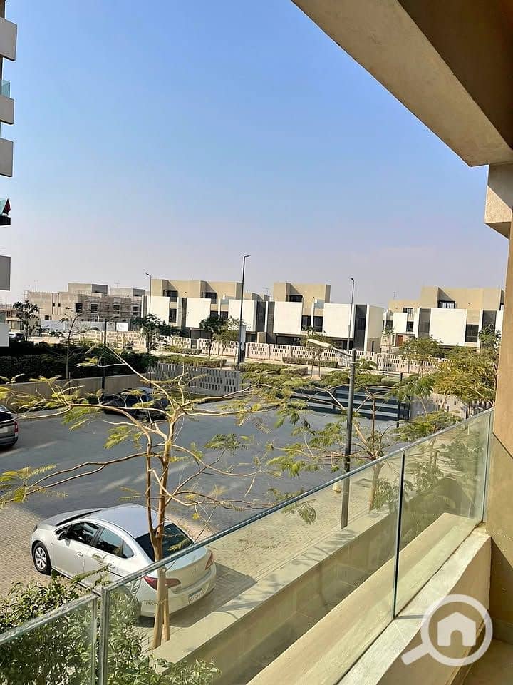 4 a5bbfc4c-50ae-43f4-9dc7-9965f0b2a169. jpg