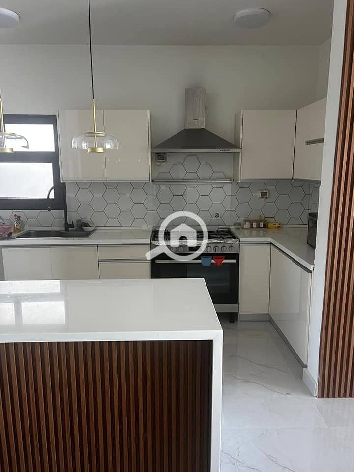 5 62947ad9-b42b-4ece-b8fe-b2816bde1fbf. jpg