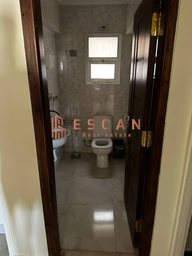 7 WhatsApp Image 2025-12-01 at 1.51. 32 PM(2). jpeg