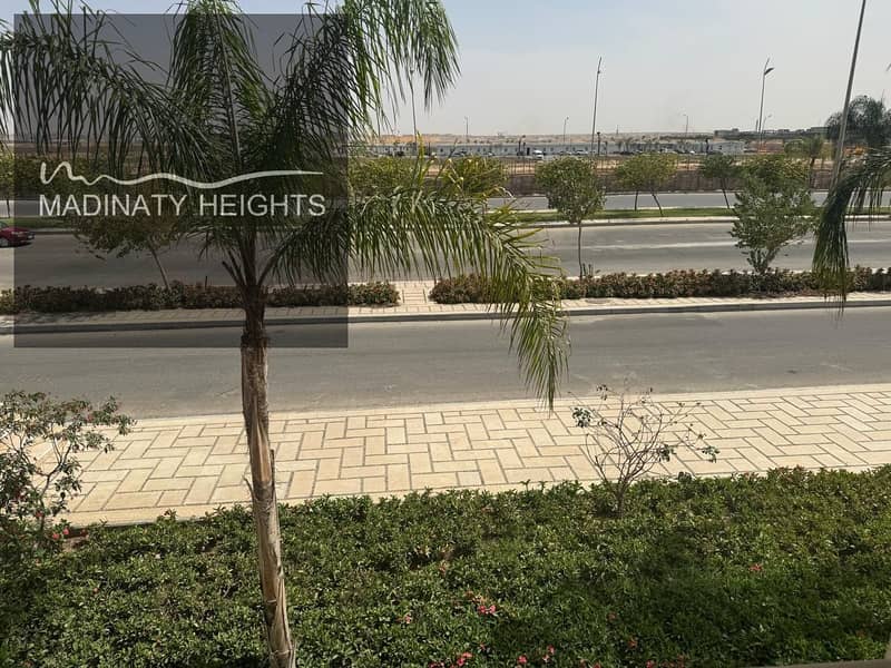 10 WhatsApp Image 2025-12-05 at 18.26. 48_3d78c260. jpg