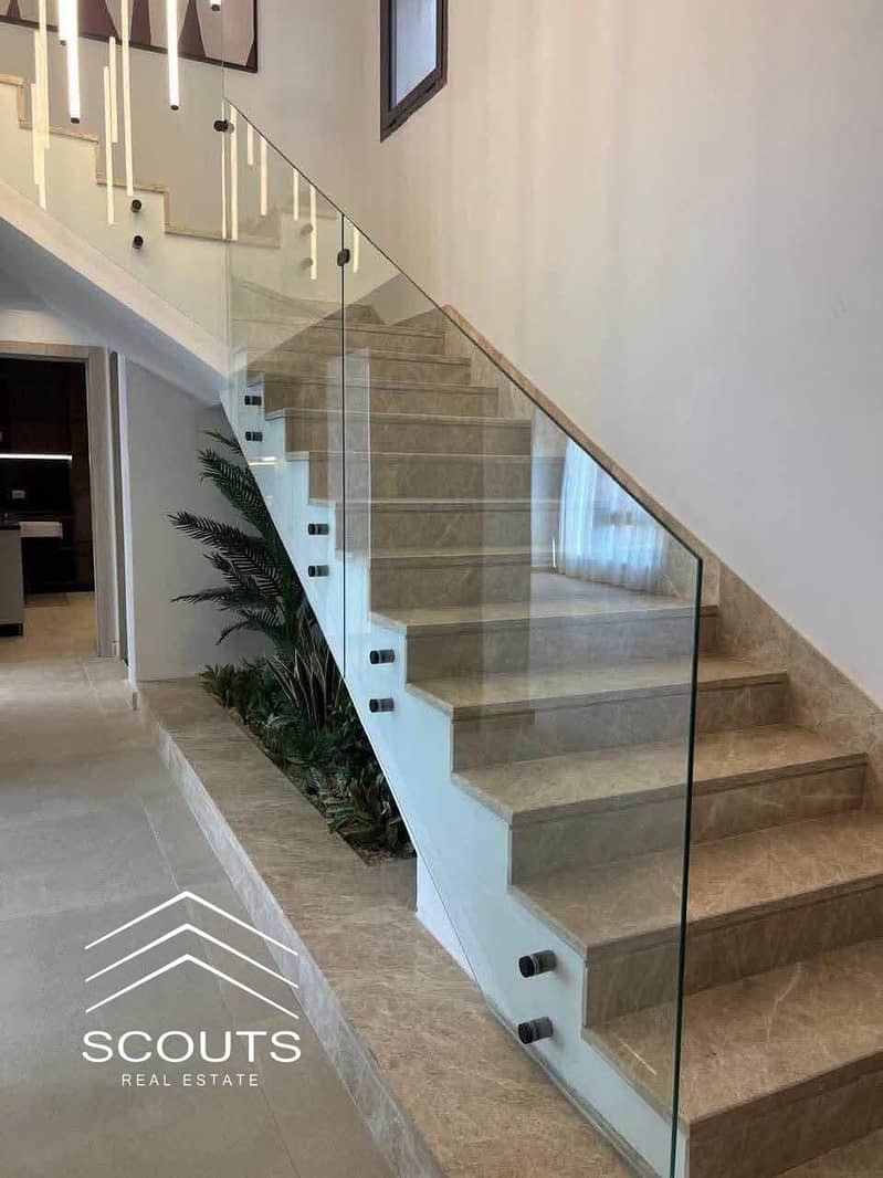 13 546847359_122127763298935932_1663415584261146883_n. jpg