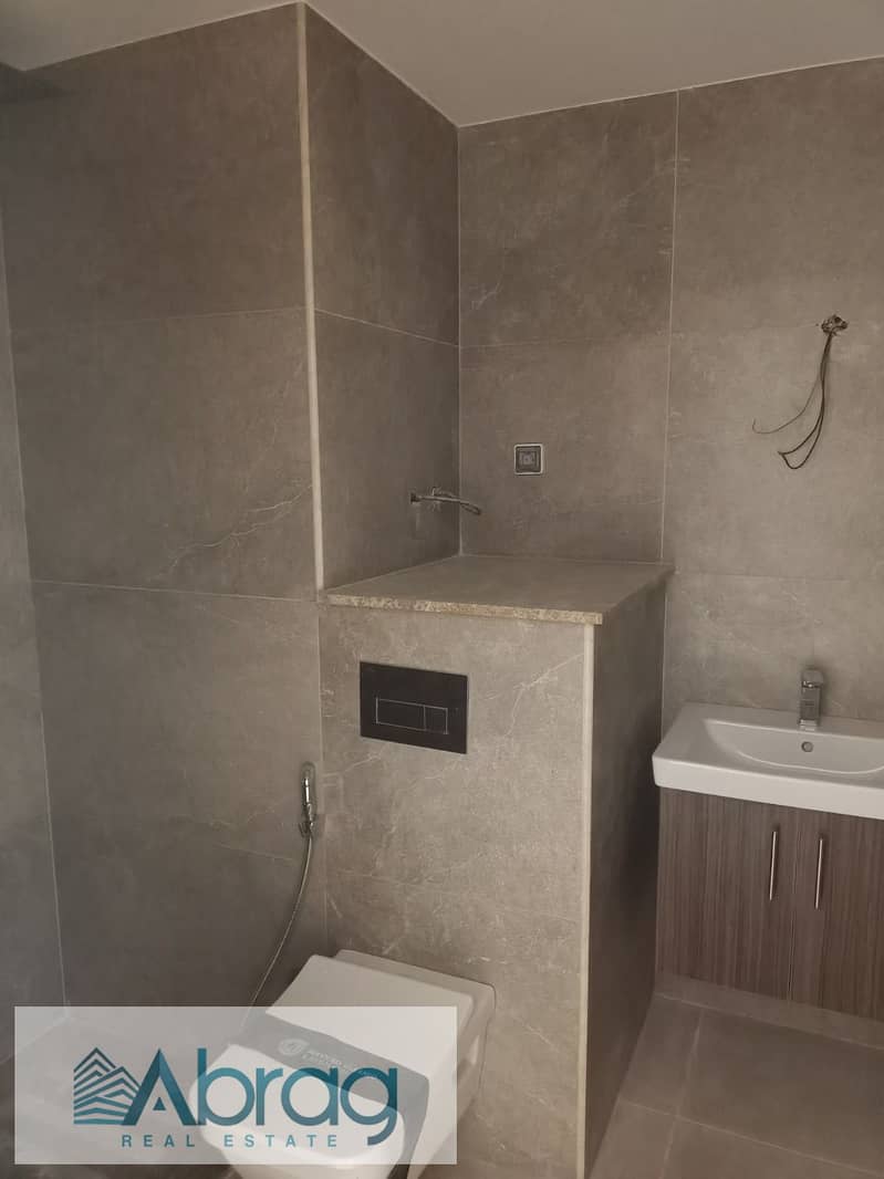 4 IMG-20251215-WA0072. jpg