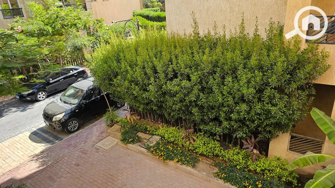 12 WhatsApp Image 2025-12-15 at 14.13. 56_269916a9. jpg