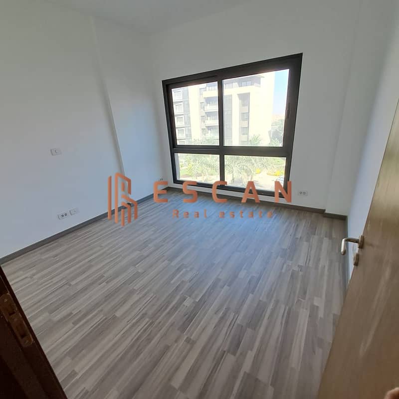 2 WhatsApp Image 2025-12-15 at 1.53. 45 PM (1). jpeg