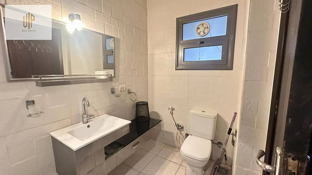 4 WhatsApp Image 2025-12-12 at 7.37. 26 PM. jpeg