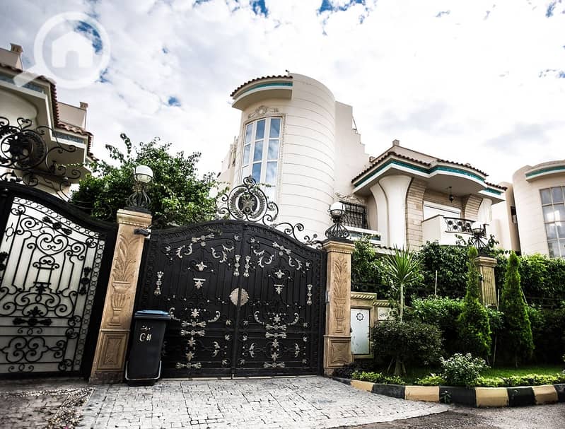 4 WhatsApp Image 2025-11-10 at 1.04. 24 PM (1). jpeg