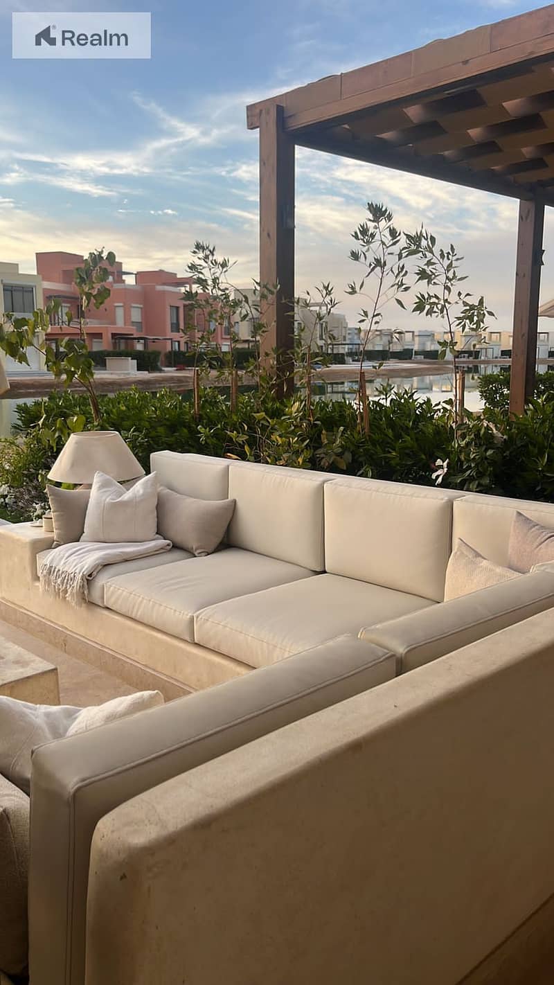 10 WhatsApp Image 2025-09-18 at 11.49. 57_89b522e9. jpg