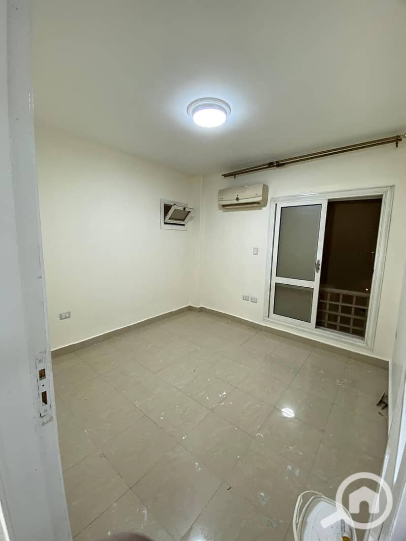 5 f8503420-fa6e-4e15-9832-764dd3b04197. jpeg