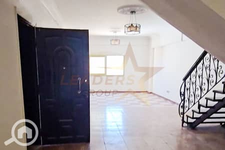 4 Bedroom Penthouse for Sale in Smoha, Alexandria - 1. jpg