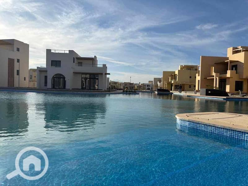 19 e8458972-c8d0-4e2e-afb7-6bceb7c44c4d. jpg