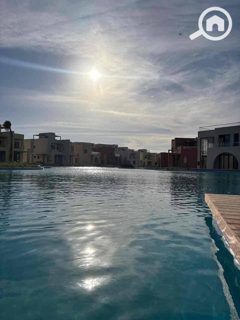 22 87007a97-f0dd-4d30-a37c-e6a5b959f7f5. jpg