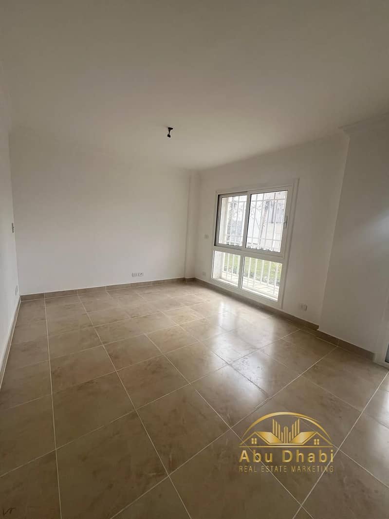 6 c97f727c-67c3-4f4a-b5e7-7997444ccd42. jpg