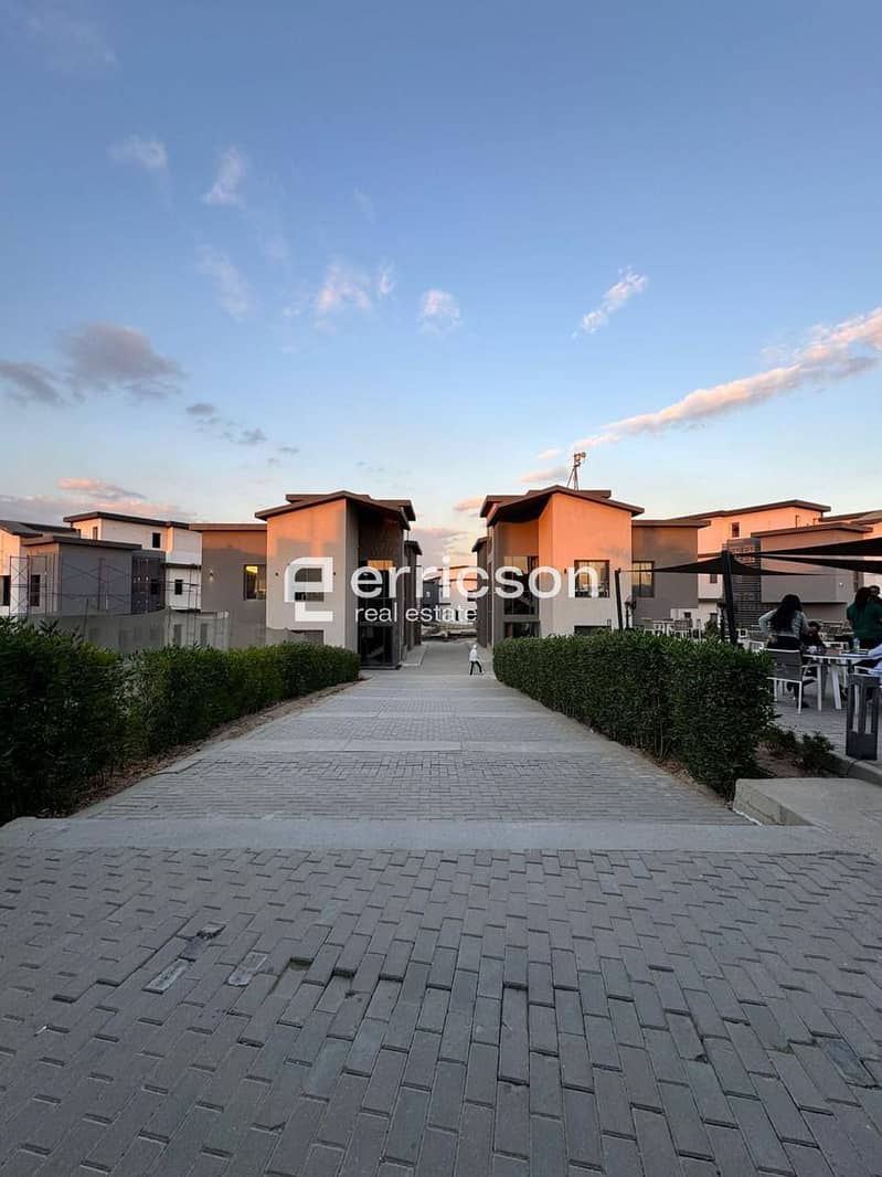 7 571118351_25478294378443722_6145218380776839246_n. jpg