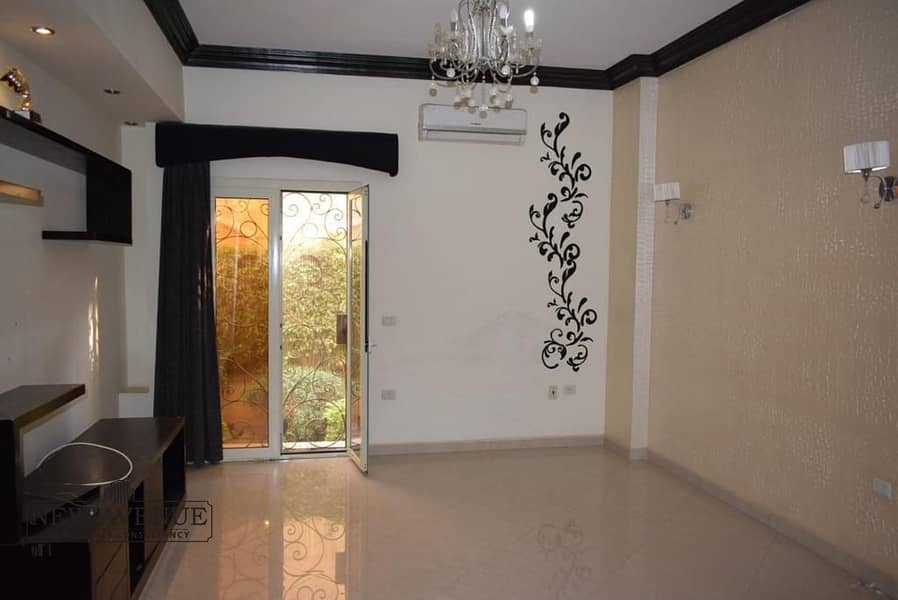 7 8b8be27b-bd51-4c56-9144-814bc3a49063. jpg