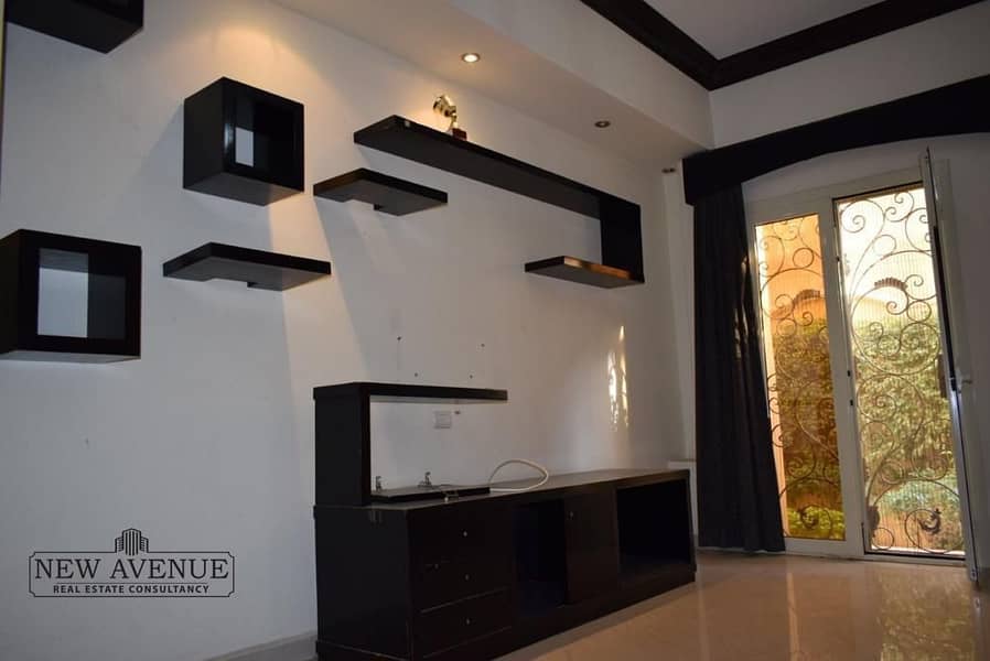 11 92c05a9c-7f60-4f16-8801-3615484e4e3e. jpg