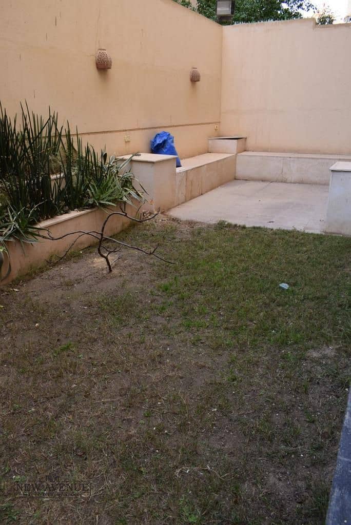 13 3532f97f-f66a-42ca-b1c0-723906af2649. jpg