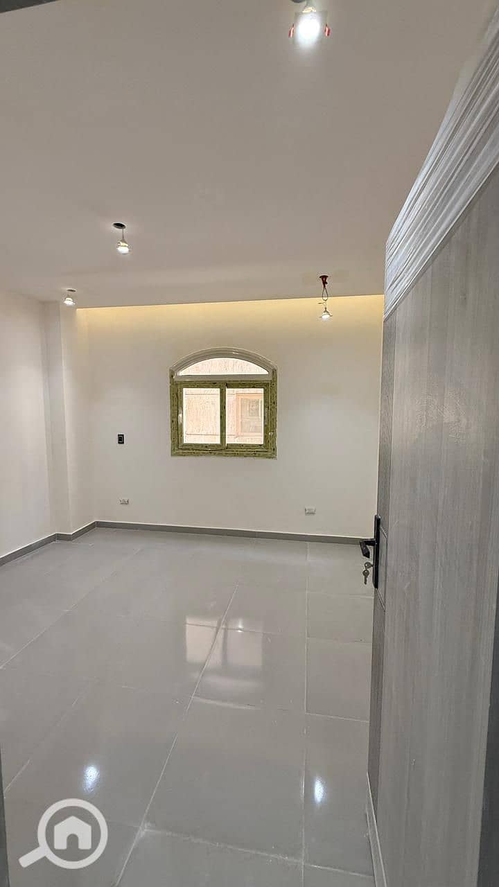 3 02c8d238-f820-421e-b0e8-dff799185de4. jpeg