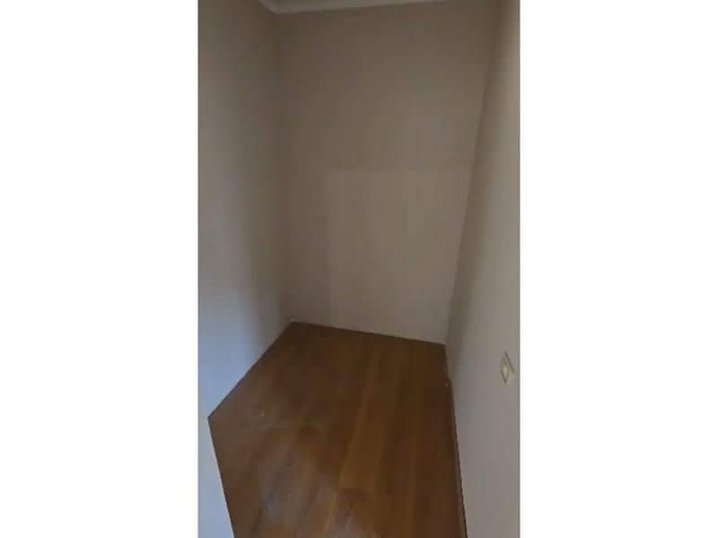 8 WhatsApp Image 2025-12-15 at 13.01. 01_f43f3eac. jpg