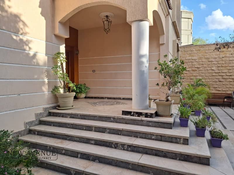 9 b603ee7e-bd30-4124-b7b6-189b78ddc629. jpg