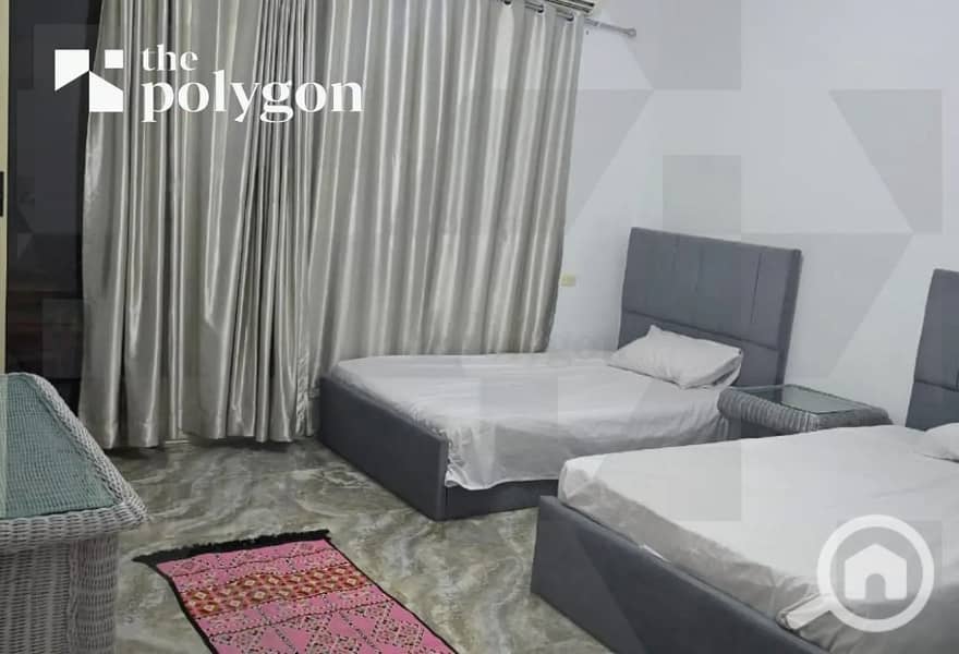 10 e17cfdeb51184d28b7a3c58012df7345. jpg