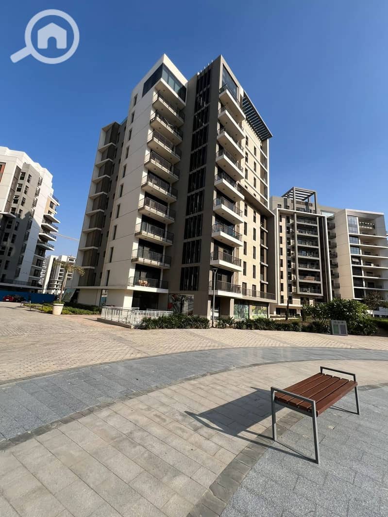 8 593558748_122109861885117994_8671212166881884392_n. jpg