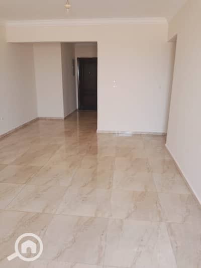 3 Bedroom Flat for Rent in 6th of October, Giza - IMG-20251215-WA0033. jpg