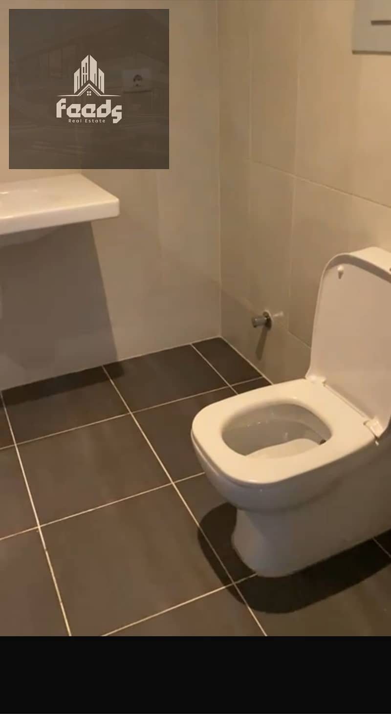 10 WhatsApp Image 2025-12-15 at 3.24. 46 PM. jpeg