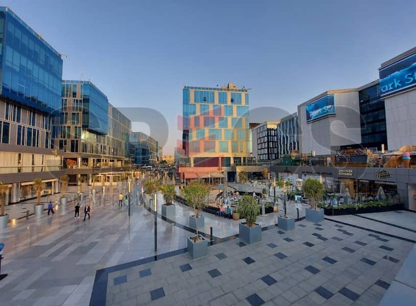 4 21ab1172-2f3d-4f3a-95dd-fdb209aa70a9. jpg