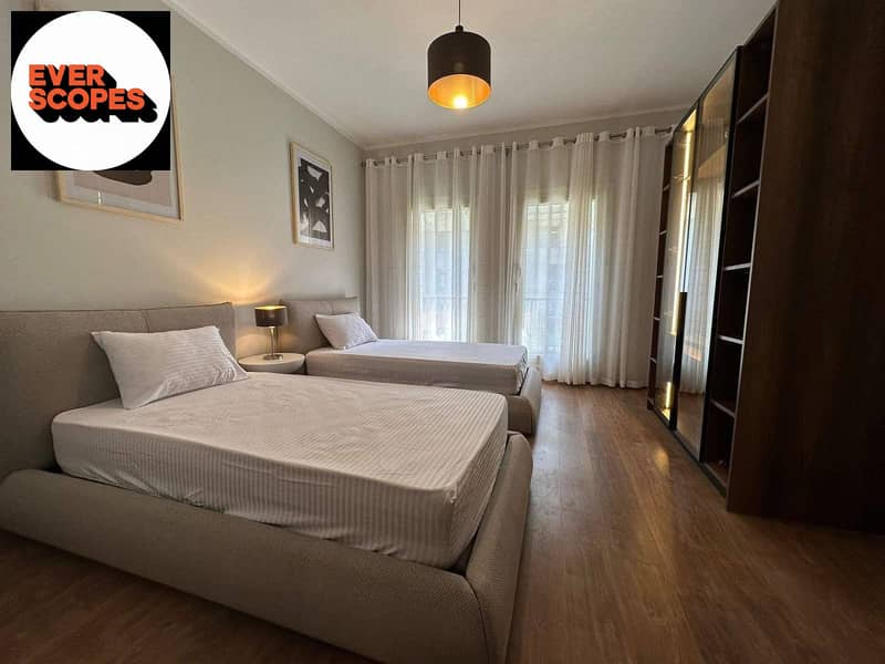 10 WhatsApp Image 2025-10-28 at 17.28. 34 (5). jpeg