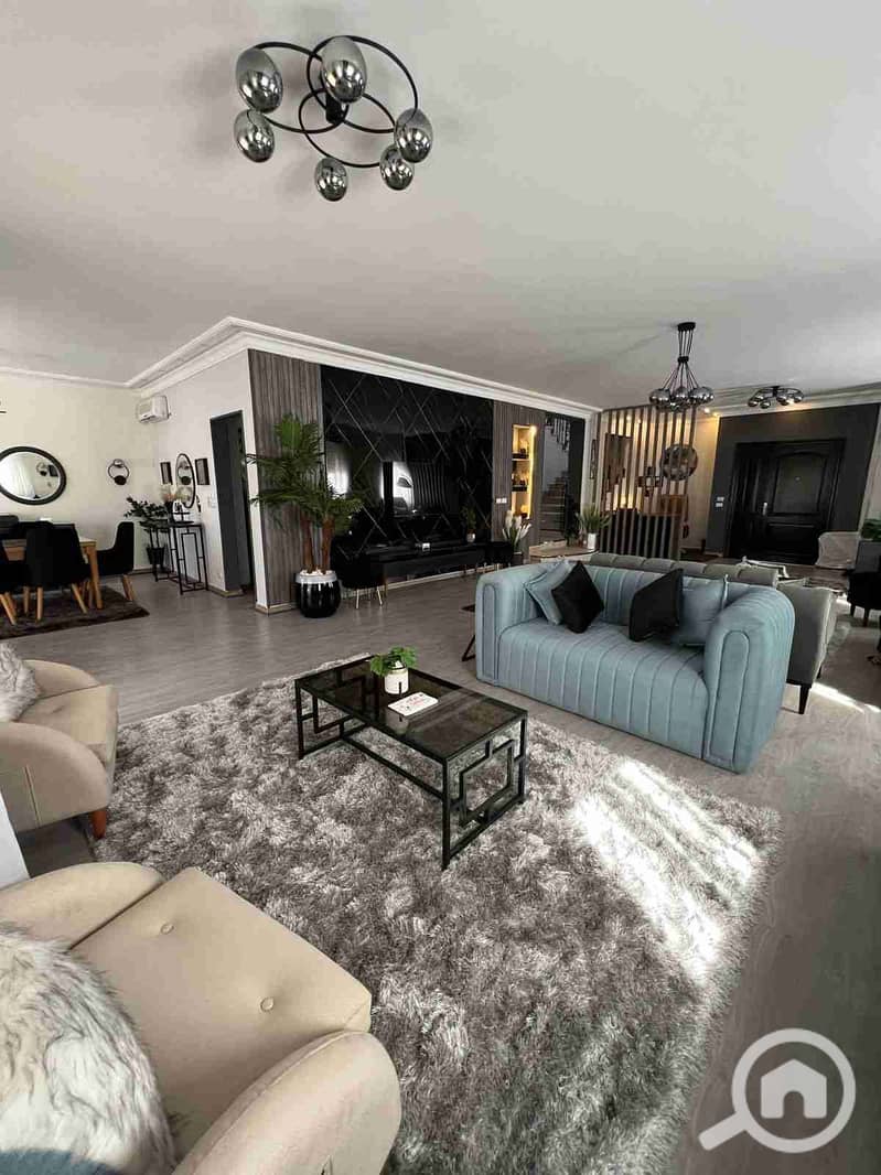 1000765650. jpg 1000765650. jpg