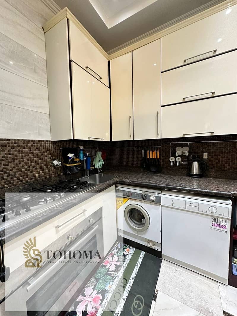 8 24b36af0-18ee-4955-b846-bd81be7a9656. jpg