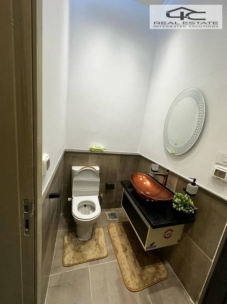 26 WhatsApp Image 2025-12-15 at 15.06. 37. jpeg