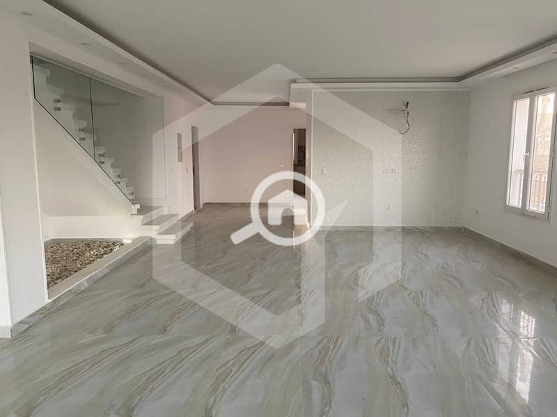 2 Mountain View Giza Plateau 2. jpg