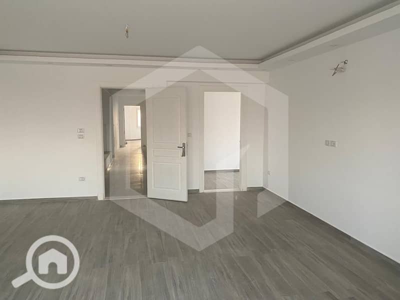 8 Mountain View Giza Plateau 8. jpg