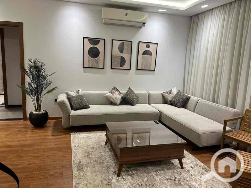 3 688148e0-60d4-4de0-80a8-d4cdb9b84daa. jpg