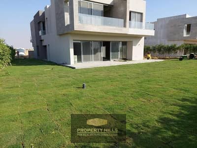 4 Bedroom Townhouse for Sale in 6th of October, Giza - 850943ab-ba5e-4f2f-a69b-655d1d6b0b68. jpg