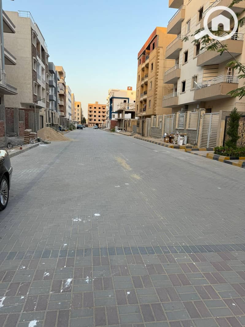 6 94915393-2b8f-4dba-b6a0-4bb0b25f1c34. jpg