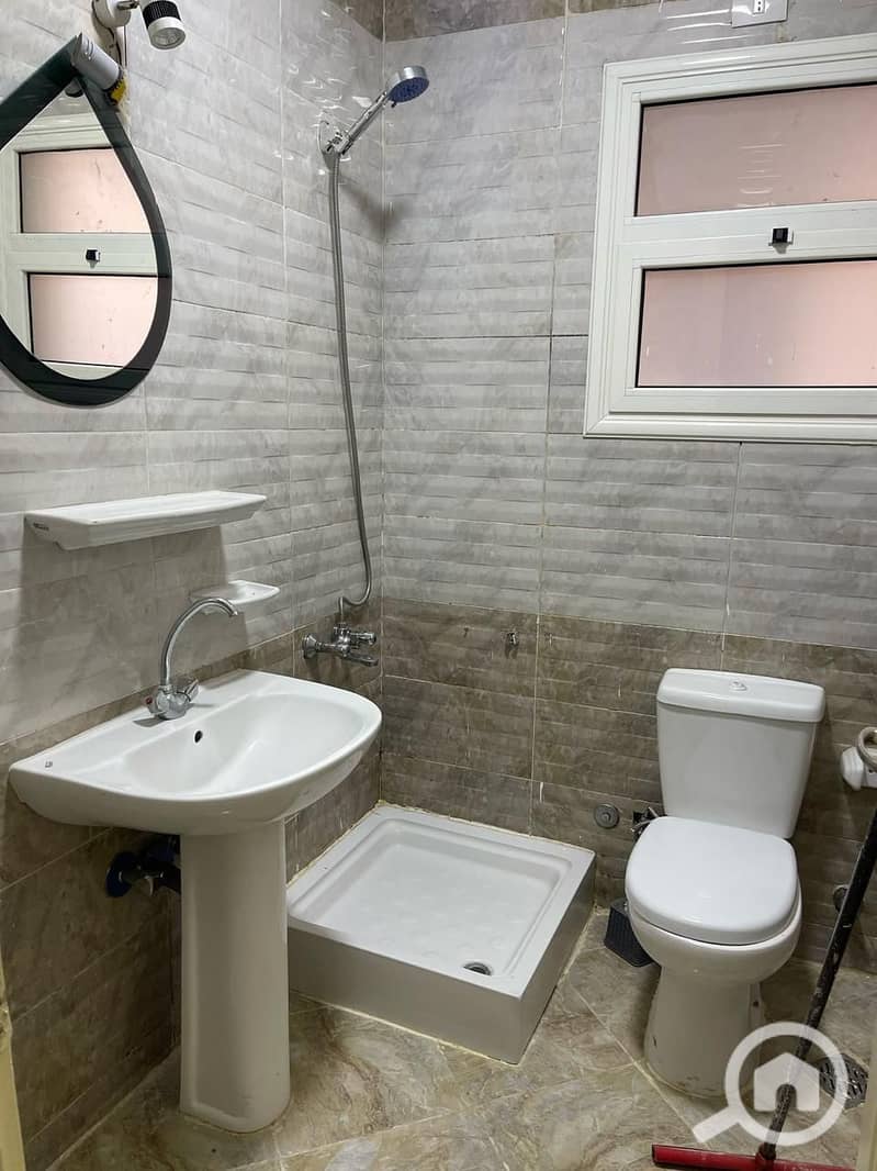 13 e72d5df5-adce-4335-95d7-003b43d66af8. jpeg